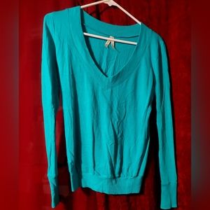 Col Story Sweater